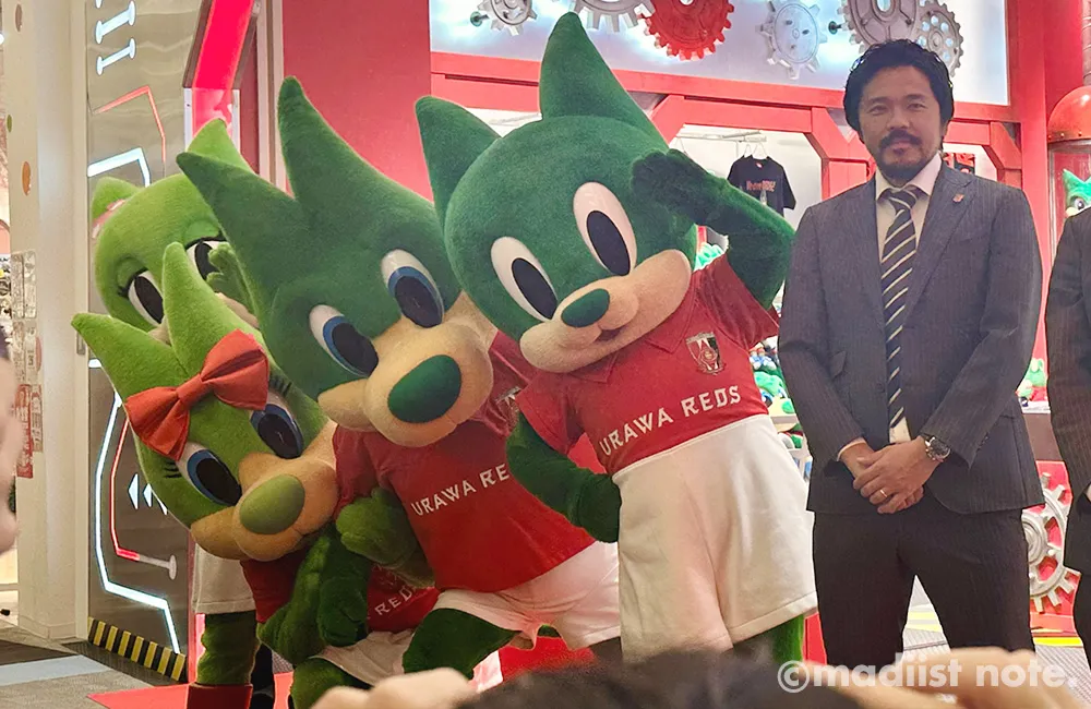 オープニングセレモニーの集合写真